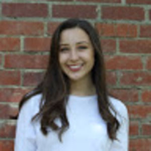 Meet your Posher, Alexis